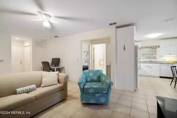 5172 MEDORAS AVE, St Augustine, FL 32080