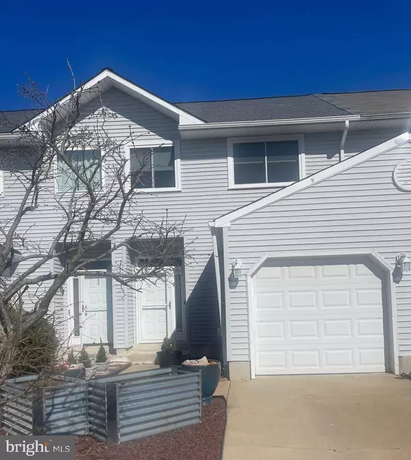 38-O O ROURKE CT, Newark, DE 19702