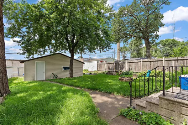 781 Howell ST N, Saint Paul, MN 55104