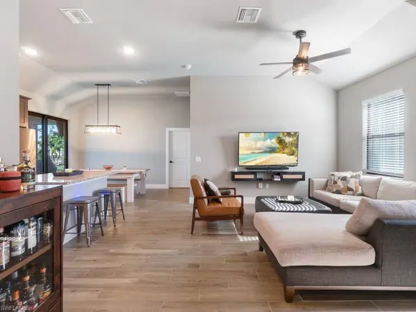 509 SW 8th CT, Cape Coral, FL 33991