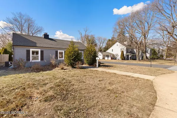 34 Forrest Avenue, Rumson, NJ 07760