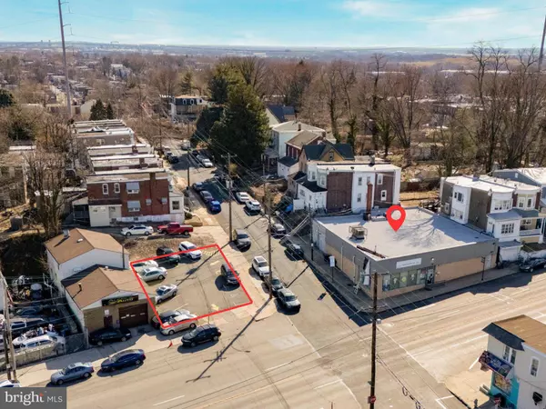 401 CHESTER PIKE, Darby, PA 19023