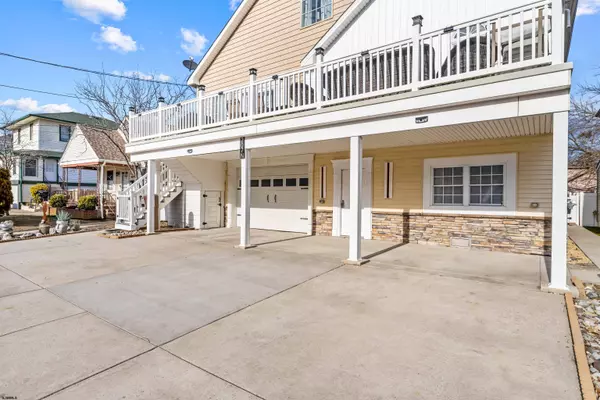 207 N Dorset Ave, Ventnor, NJ 08406