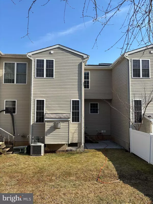 236 N FRONT ST, New Freedom, PA 17349