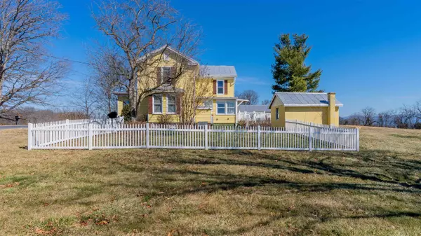 436 E POINT RD, Elkton, VA 22827