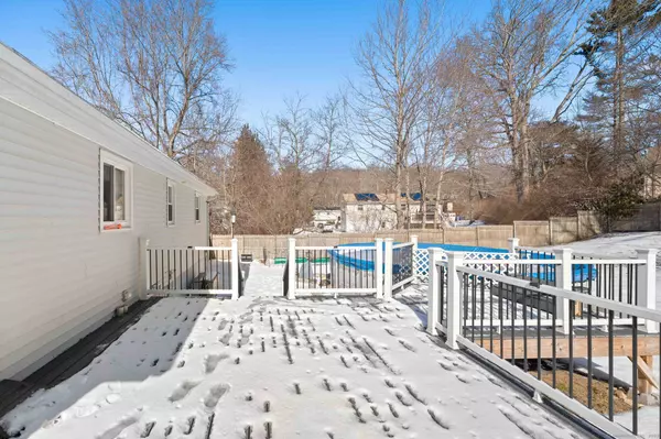 59 Evergreen Lane, Montville, CT 06370