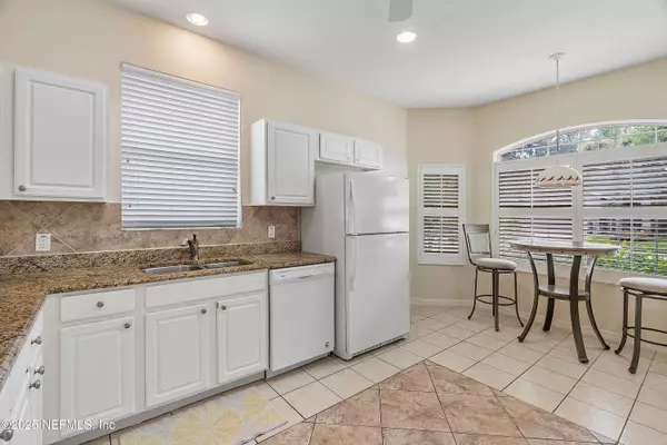 945 RIDGEWOOD LN, St Augustine, FL 32086