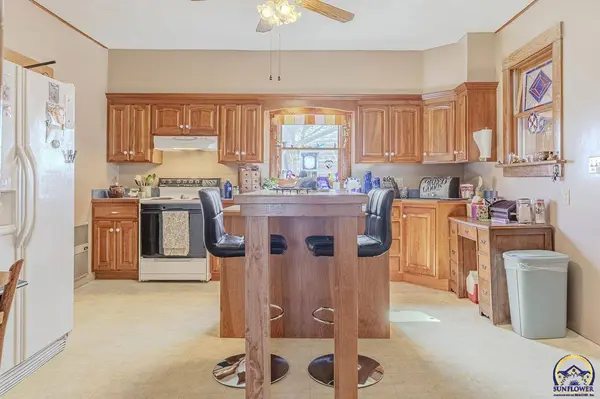 509 Missouri ST, Alma, KS 66401