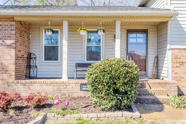 5140 Roxborough Dr, Hermitage, TN 37076