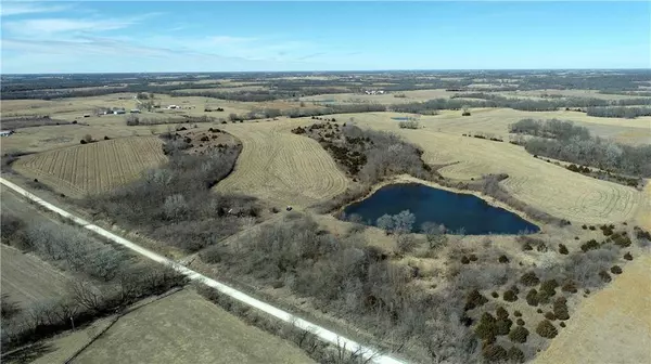 E 224th ST, Cowgill, MO 64637