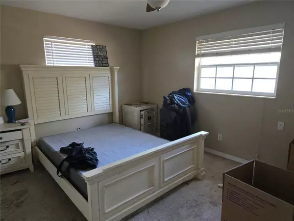 3855 43RD TER N, St Petersburg, FL 33714