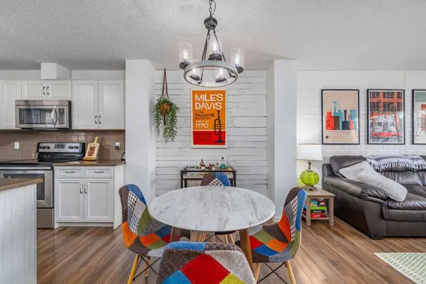 59 Marine DR SE, Calgary, AB T3M 1V9