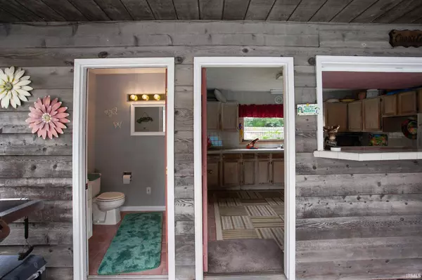 10026 Shadow Wood Drive, Granger, IN 46530-8838