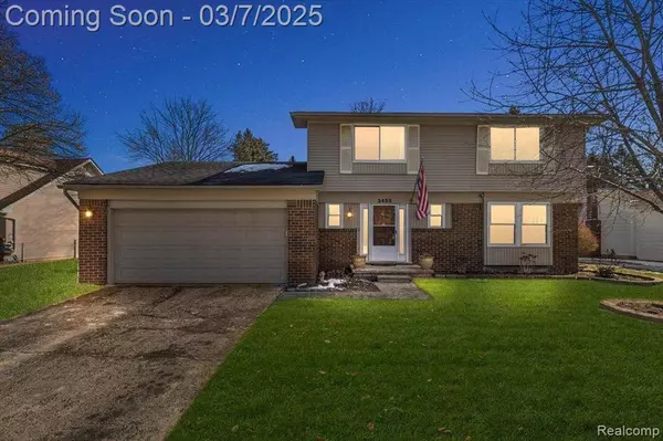 2455 BROWNING Drive, Lake Orion, MI 48360