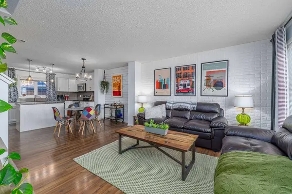 59 Marine DR SE, Calgary, AB T3M 1V9