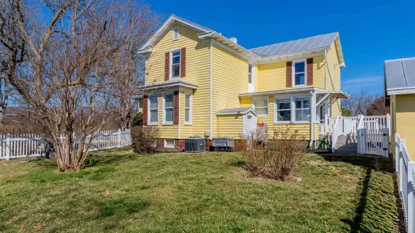 436 E POINT RD, Elkton, VA 22827