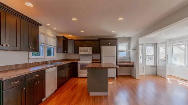 436 E POINT RD, Elkton, VA 22827