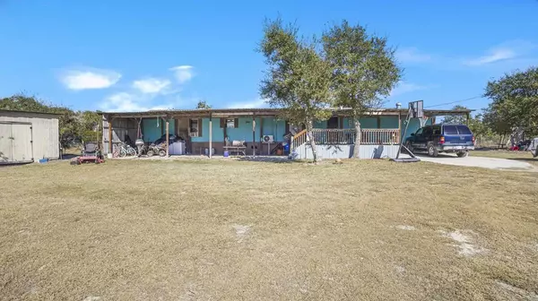 620 Rabbit Run, Aransas Pass, TX 78336