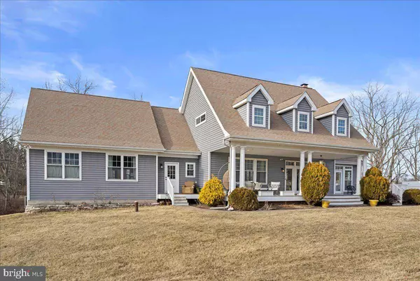 502 E CREAMERY RD, Perkasie, PA 18944