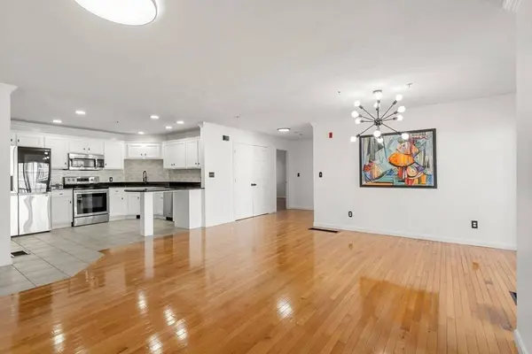 402 Tamarack #402, Abington, MA 02351