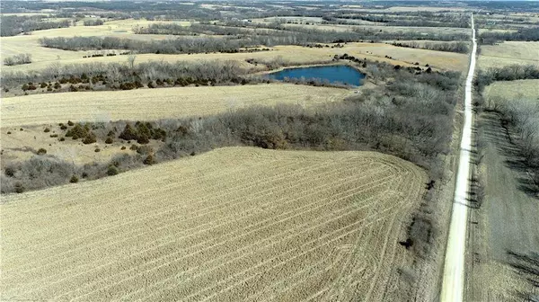 E 224th ST, Cowgill, MO 64637