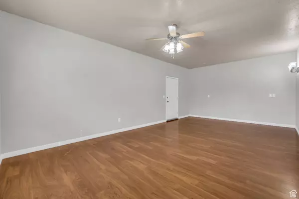 8841 S WILLOW WOOD WAY, West Jordan, UT 84088