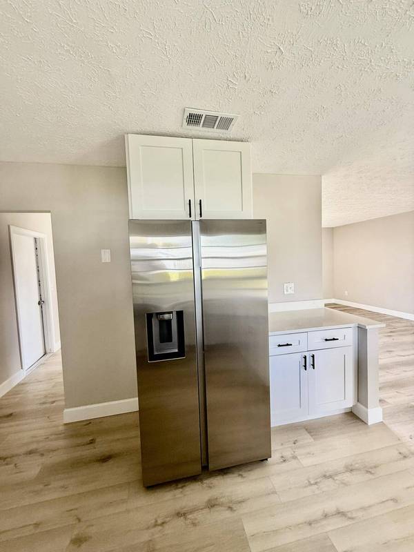 522 NW Grenada ST, Port Saint Lucie, FL 34983