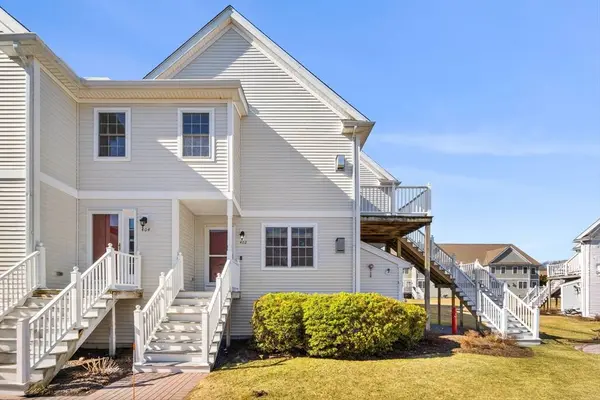 402 Tamarack #402, Abington, MA 02351