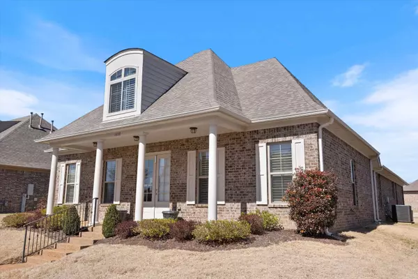 1608 PRAIRIE DUNES DR, Collierville, TN 38017