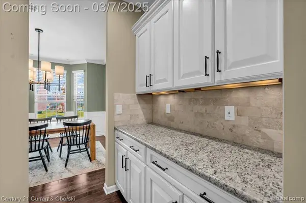 48638 EASTBRIDGE Drive, Canton, MI 48188