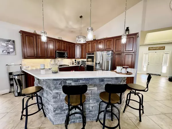 5198 Little ship ST, Osage Beach, MO 65065