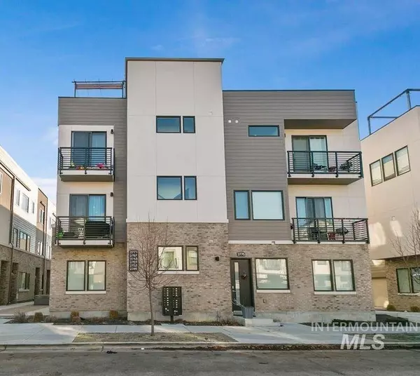 2767 W Stewart Ave, Boise, ID 83702