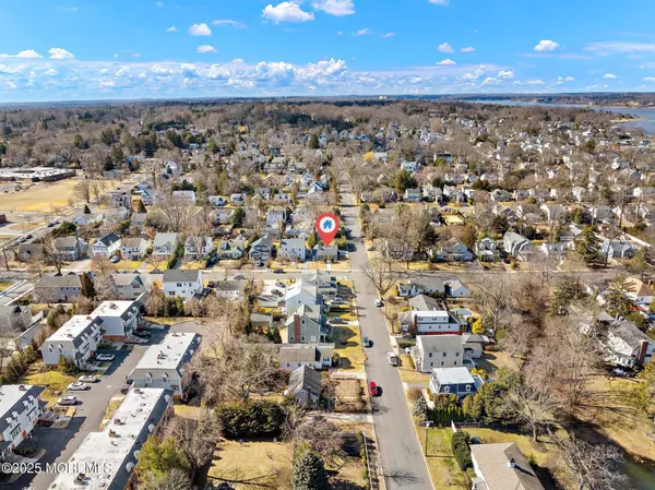 34 Forrest Avenue, Rumson, NJ 07760