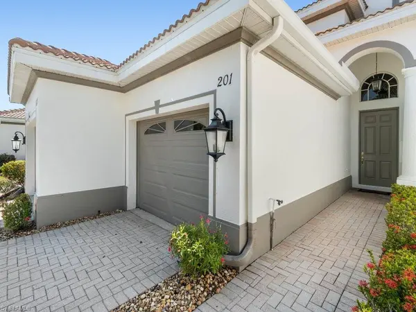 6821 Sterling Greens DR #9, Naples, FL 34104