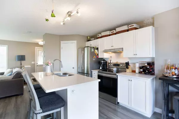 140 Prestwick HTS SE, Calgary, AB T2Z 4H9
