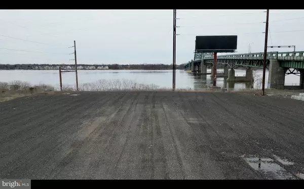 6425 STATE RD, Philadelphia, PA 19135