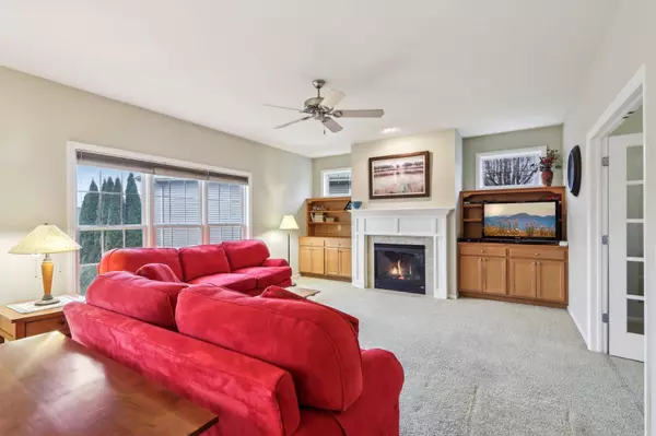 2024 Foggy Mountain Pass, Waunakee, WI 53597