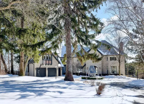 4038 Lakeshore RD, Burlington, ON L7L 1A1