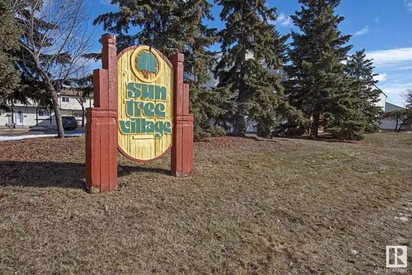 1270 LAKEWOOD RD W NW, Edmonton, AB T6K 3P2