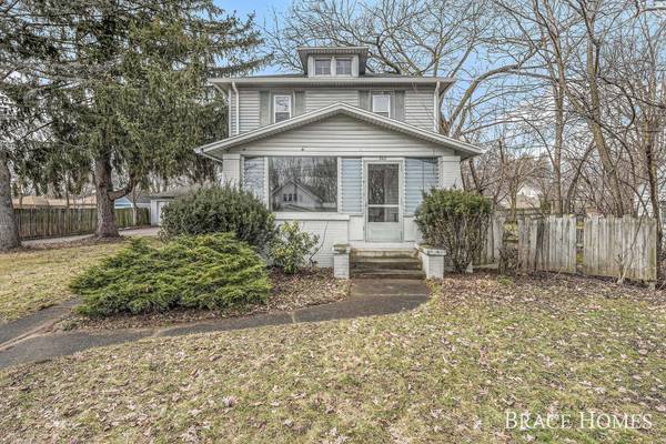 2421 Miller NW Avenue, Grand Rapids, MI 49544