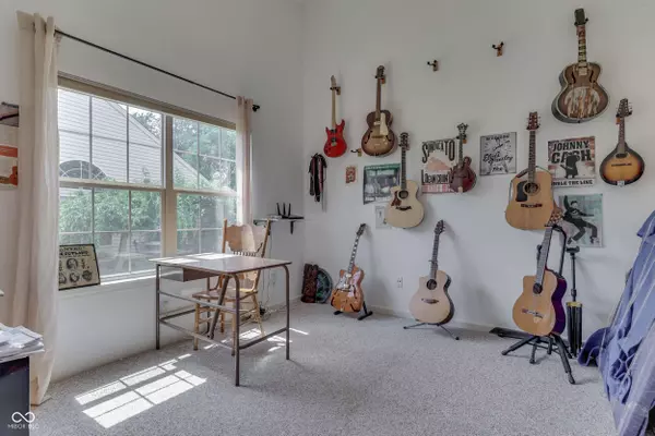 1488 Hamilton DR, Greenwood, IN 46143