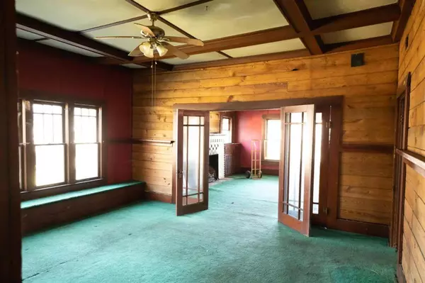 501 N Spring Street, Grand Saline, TX 75140