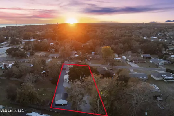 110 Shady Grove Avenue, Long Beach, MS 39560