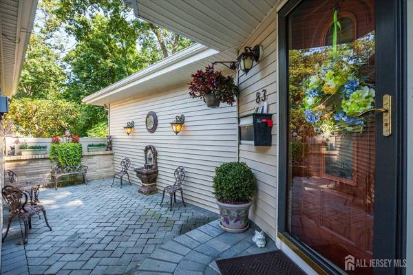 83 Price PL, South River, NJ 08882