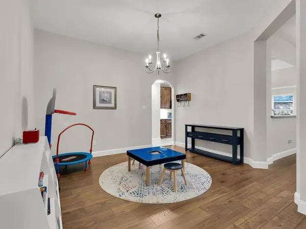 1400 Carrigan Lane, Denton, TX 76207