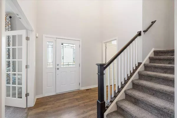 2584 Red Bud Lane, Sun Prairie, WI 53590