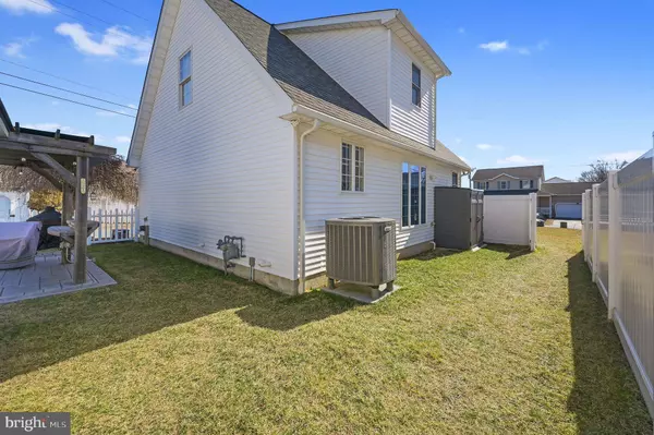 9 S HOWARD ST, Smyrna, DE 19977