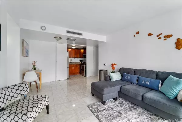 225 Queen ST #23B, Honolulu, HI 96813