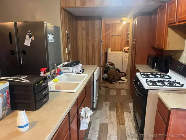 1803 Silo RD, Durant, OK 74701