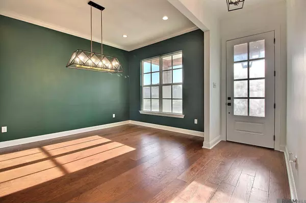 13101 Elissa Ln, Central, LA 70818